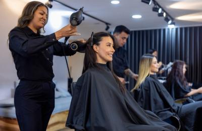 Profitable and Established Hair Salon - Prime Nassau Location - BANKABLE!